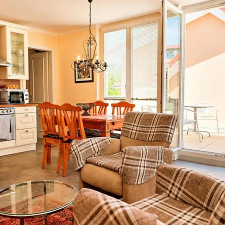 Captains Lounge Apartamento *